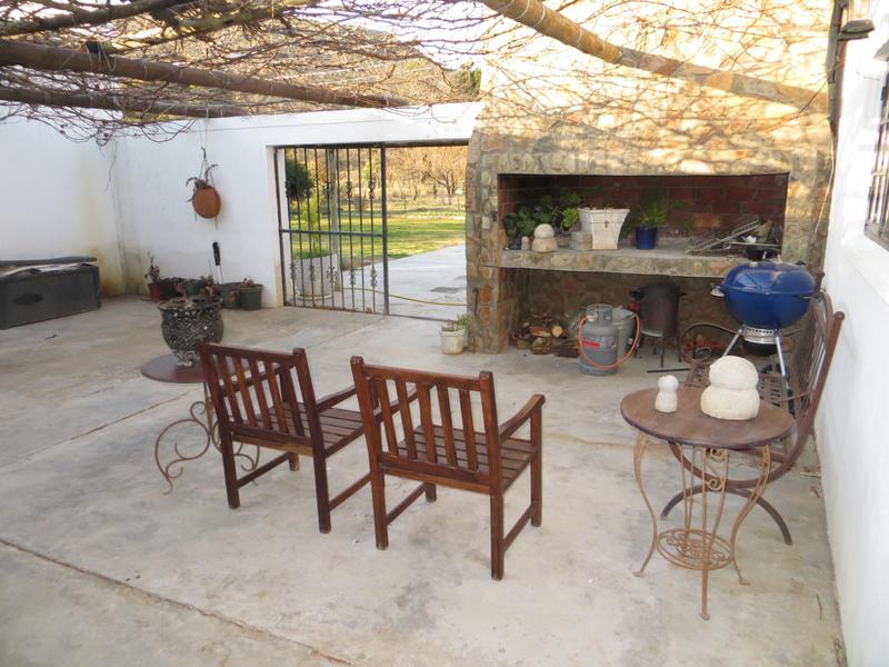 4 Bedroom Property for Sale in Nieu Bethesda Eastern Cape